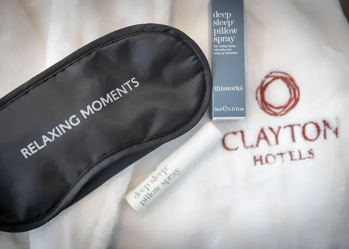 호텔 Clayton Charlemont 4*