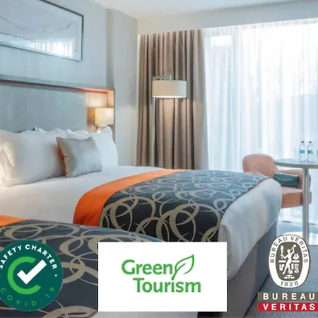 Hotel Clayton Charlemont 4*