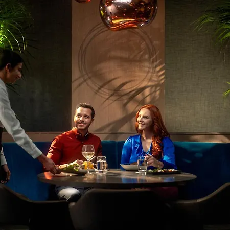 Hotell Clayton Charlemont