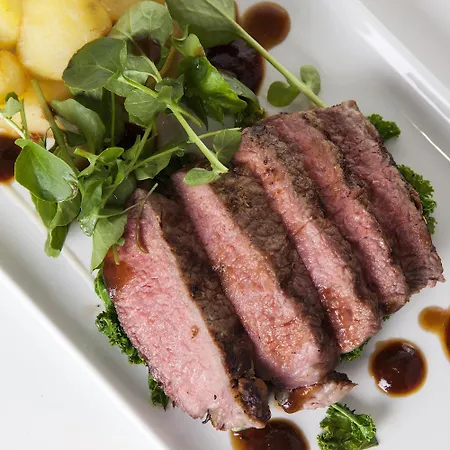 Clayton Charlemont Hotel