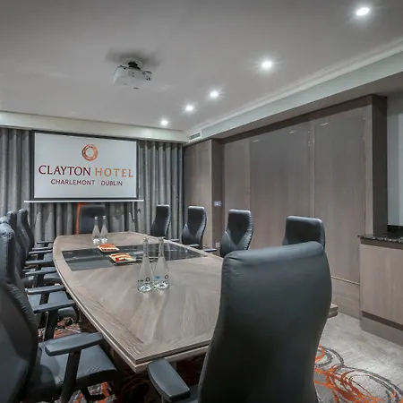 Hotel Clayton Charlemont 4*