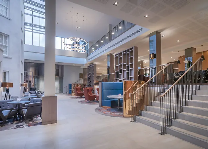 Hotel Clayton Charlemont