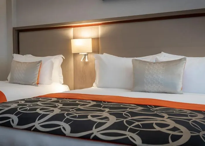 Hotel Clayton Charlemont