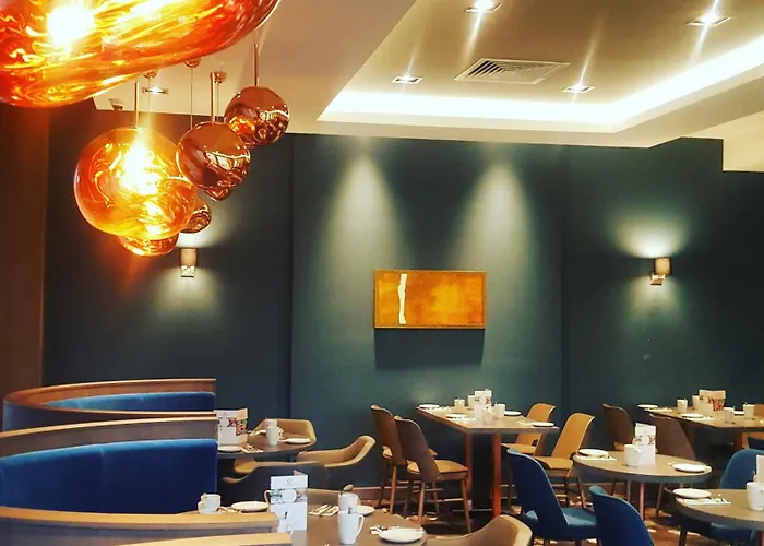 Clayton Charlemont Hotel