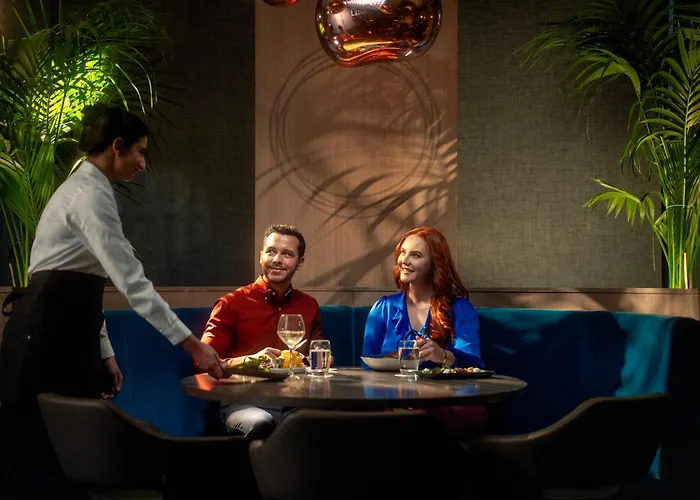 Hotel Clayton Charlemont