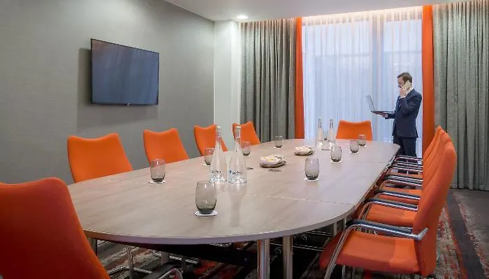 Clayton Charlemont Hotel 4*